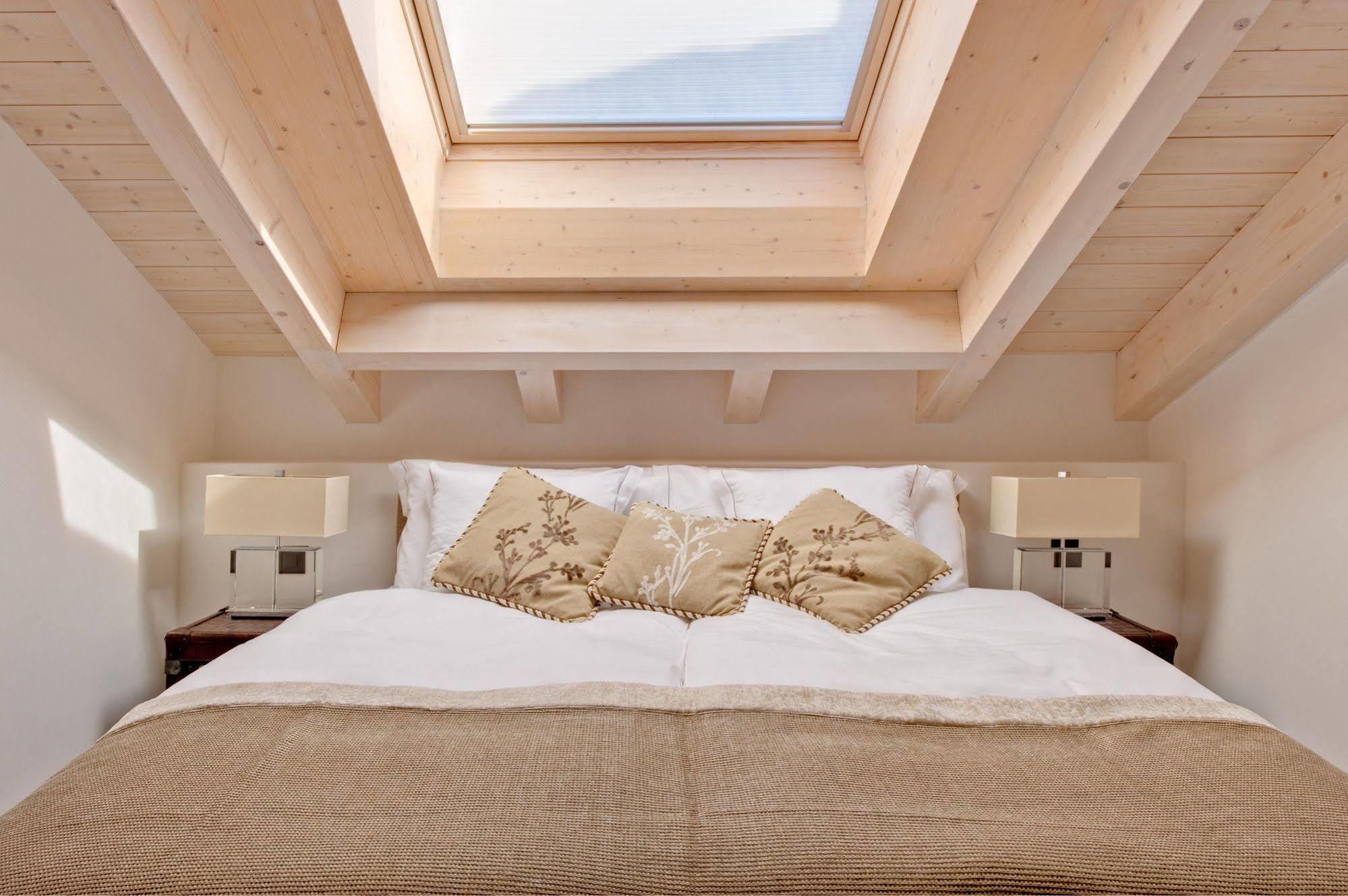Alex Lodge Private Luxury Apartments زيرمات المظهر الخارجي الصورة